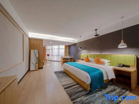 Standard room with city view