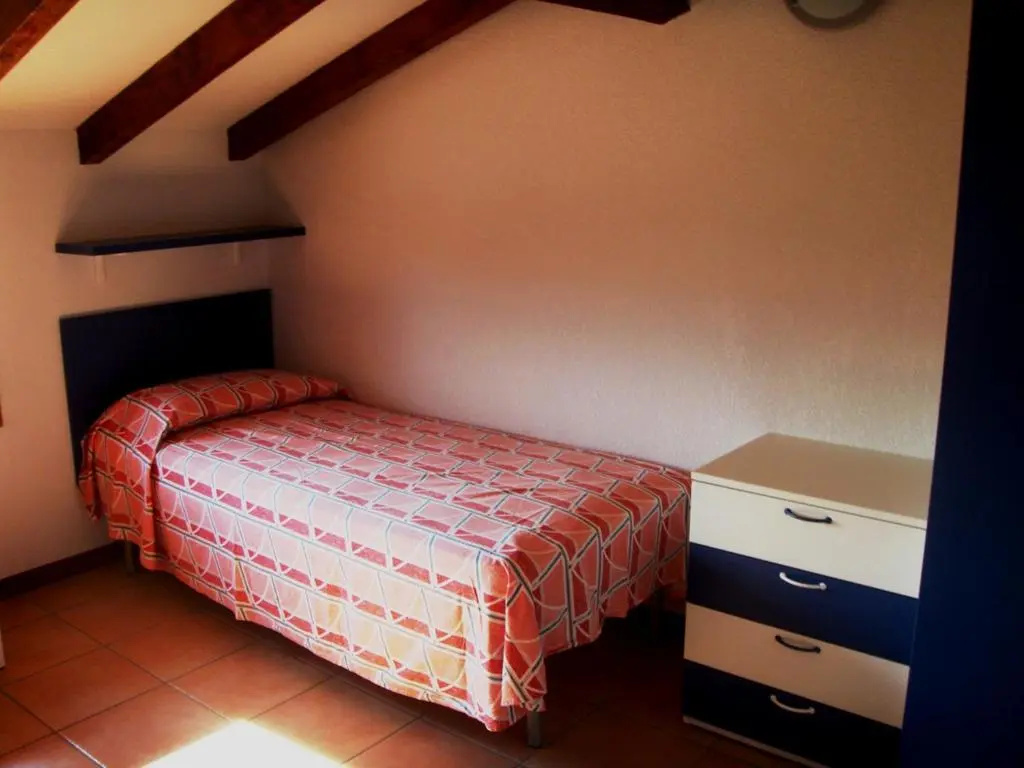 3 Bedrooms Apartment