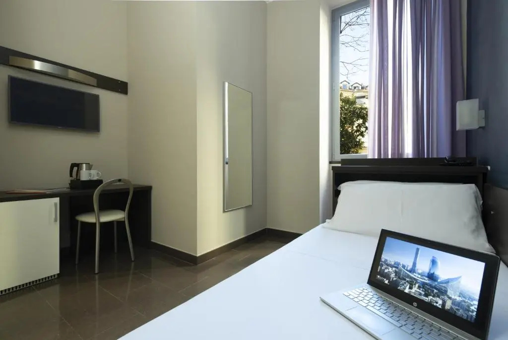 Economy Single Basement room