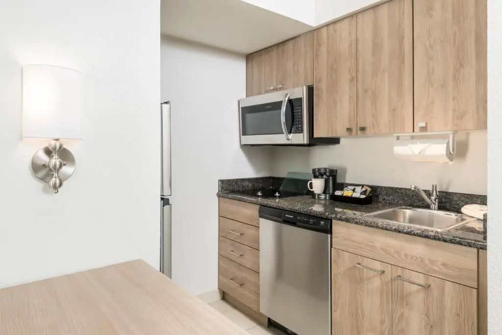 Homewood Suites by Hilton Miami-Airport/Blue Lagoon - Chambres