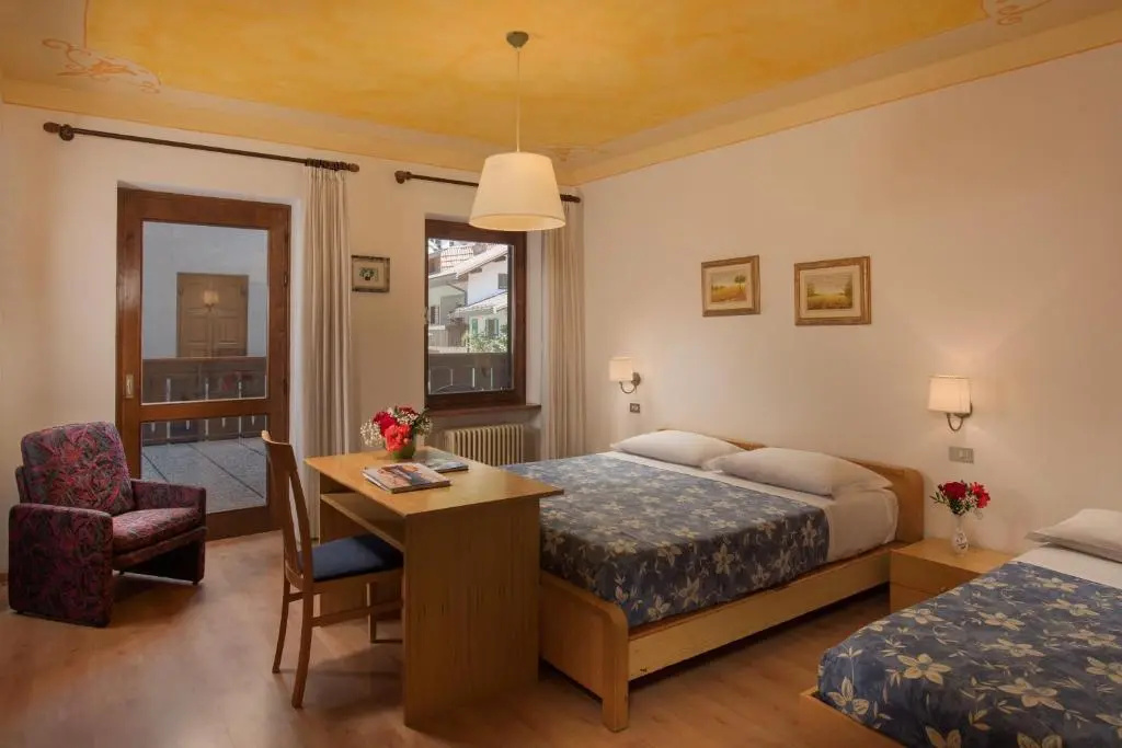 Standard Double room (full double bed)