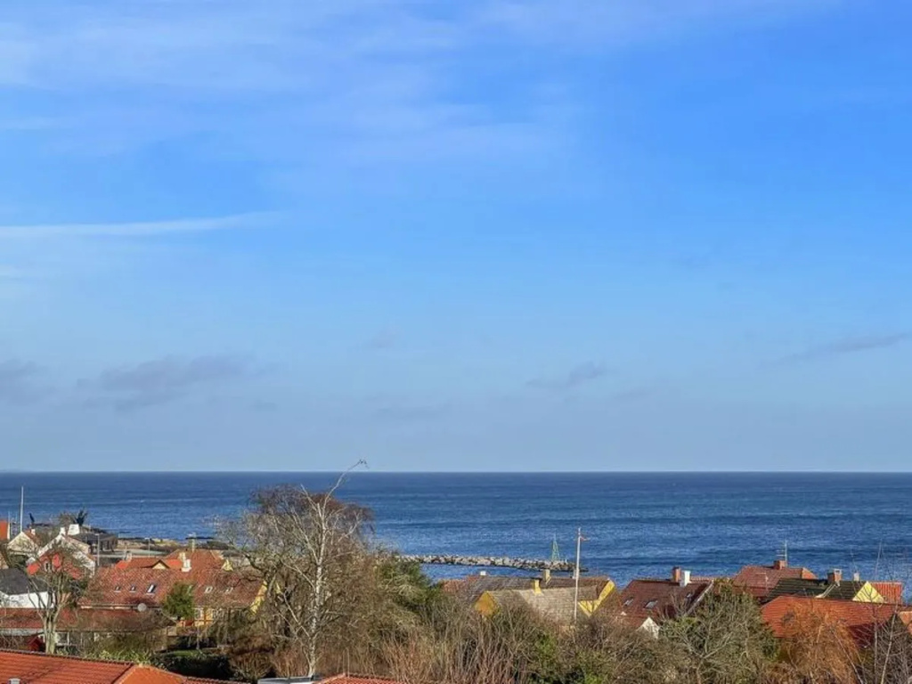 Beach & Waterfront
