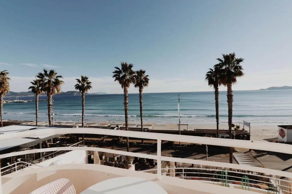 Standard Double room with balcony and with sea view (full double bed)