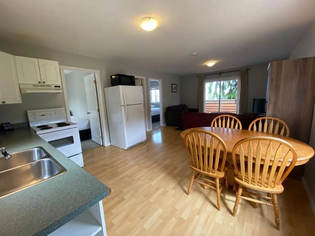 2 Bedrooms Cottage with ocean view