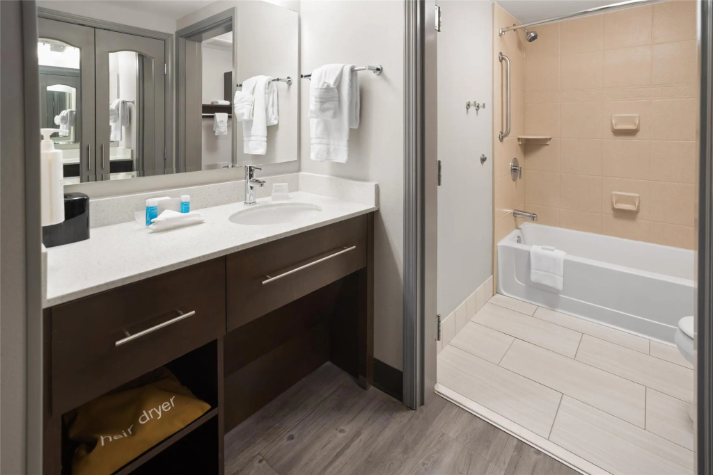 Homewood Suites by Hilton Montgomery EastChase - Chambres