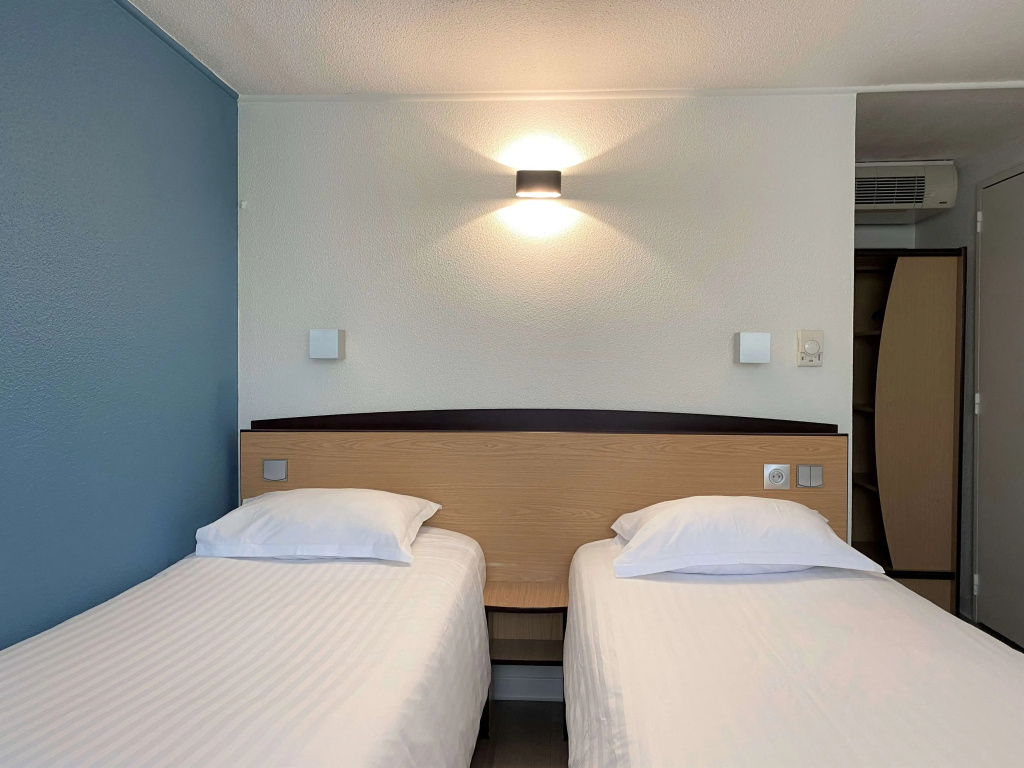 Hotel Kyriad Direct Roanne - Général