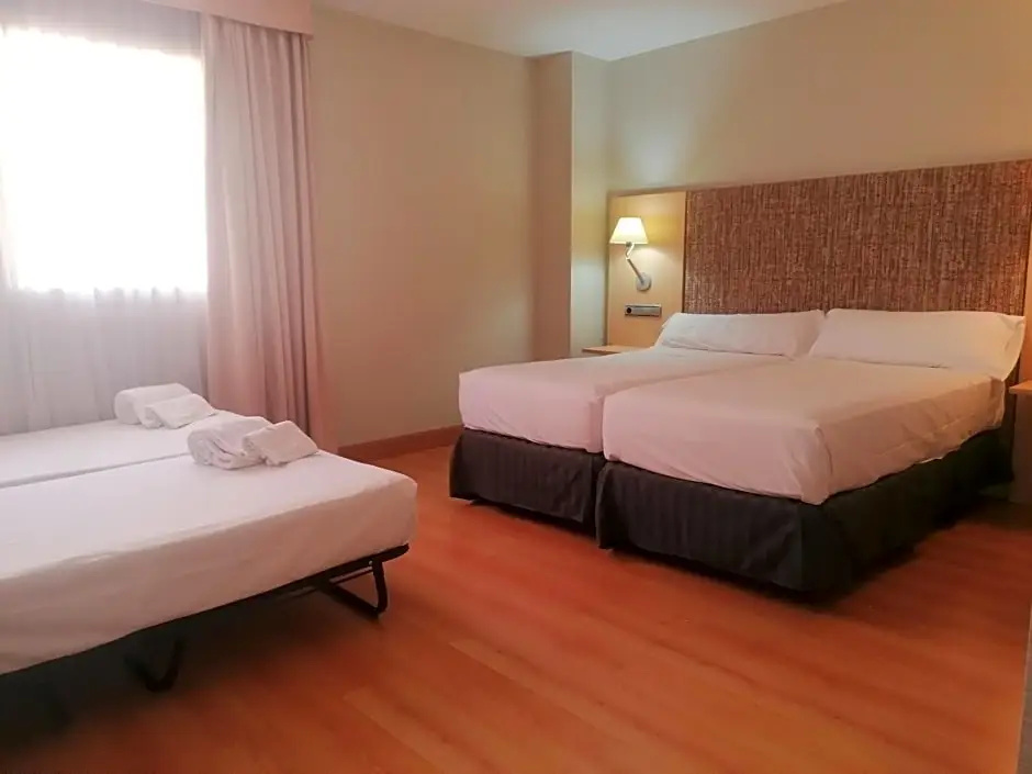 U Hotel Villa - Gomá - Chambres