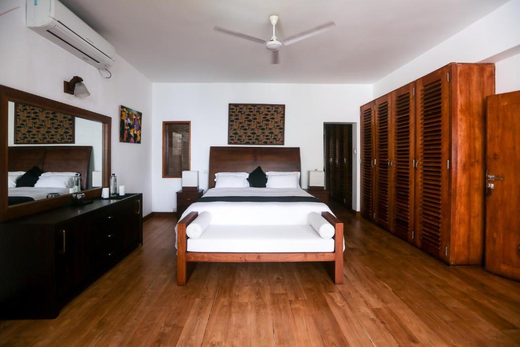 Footprints Villa