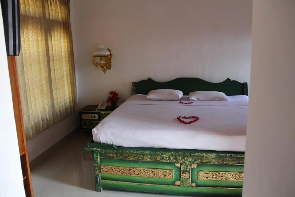 Puri Bunga Senggigi — 5