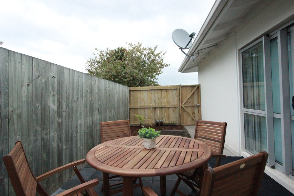Balcony & Terrace