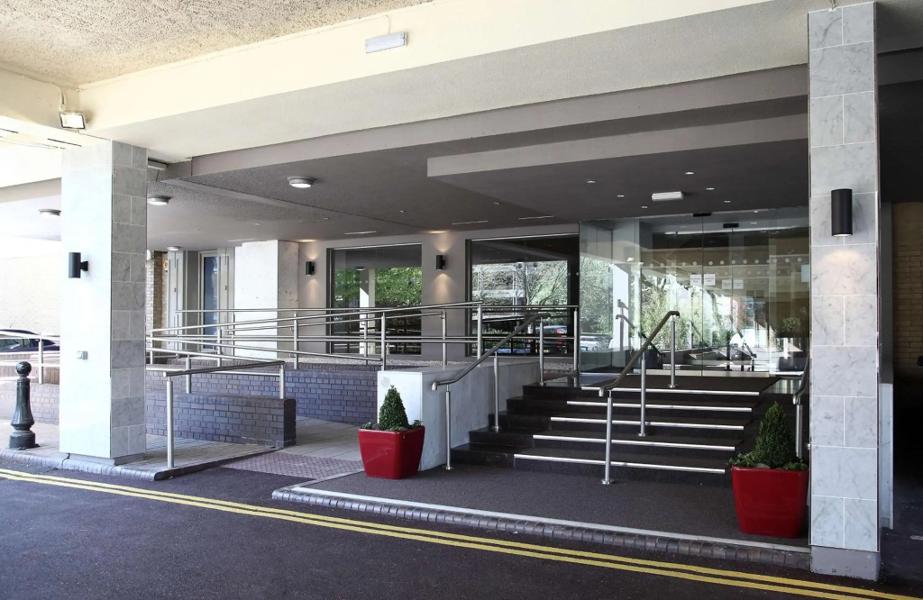DoubleTree by Hilton Hotel Bristol City Centre - фото 2