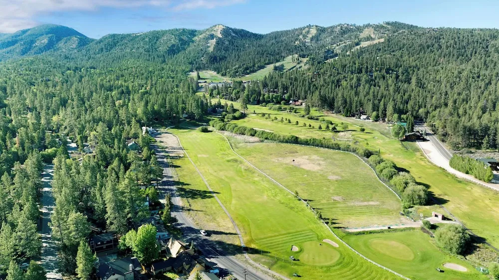 Golf & Ski Retreat #1443