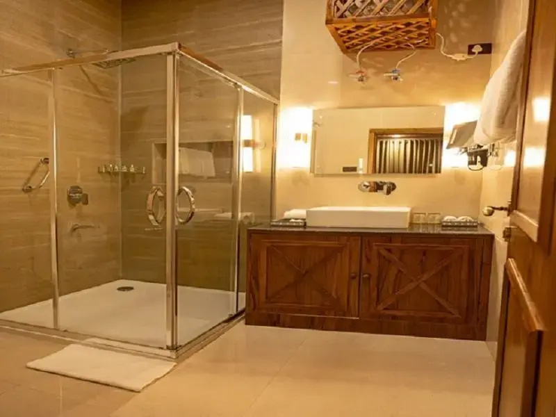 Standard Suite