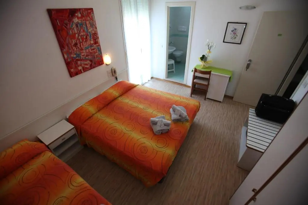 Standard Triple room with balcony
