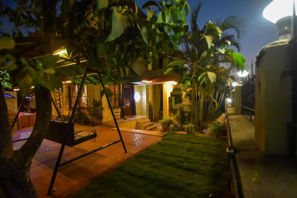 2Bhk Hill View