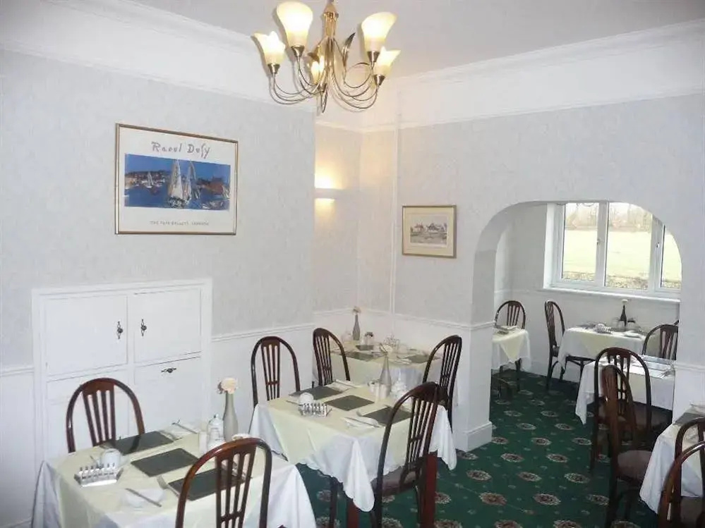 The Emsworth Hotel - Général