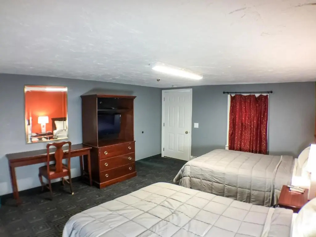 Deluxe Double room (full double bed)