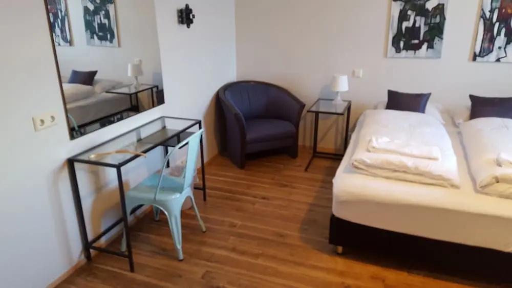 Hotel Sveinbjarnargerdi - Chambres