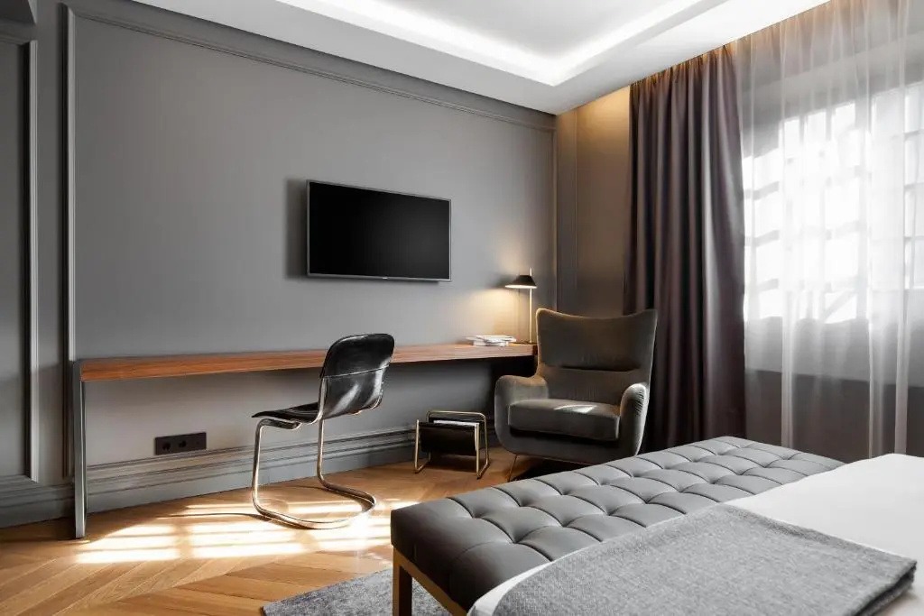 Standard Double room (full double bed)