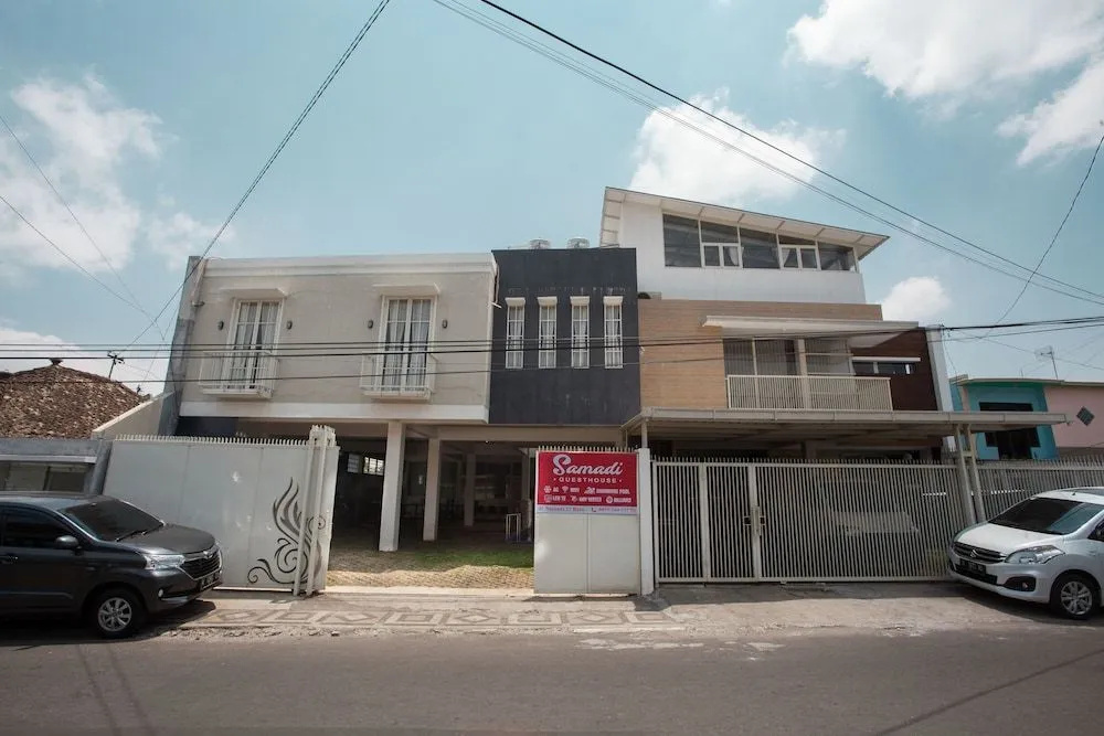 RedDoorz Near Museum Angkut Batu 2