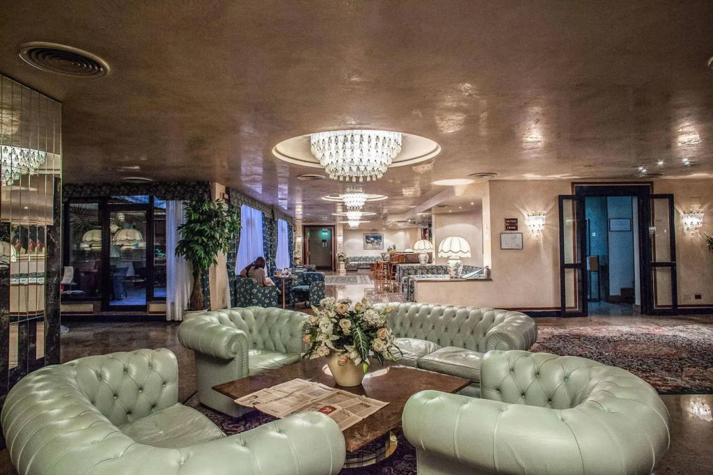 Hotel photo 2
