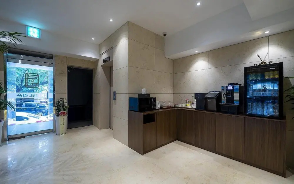 Hotel photo 2