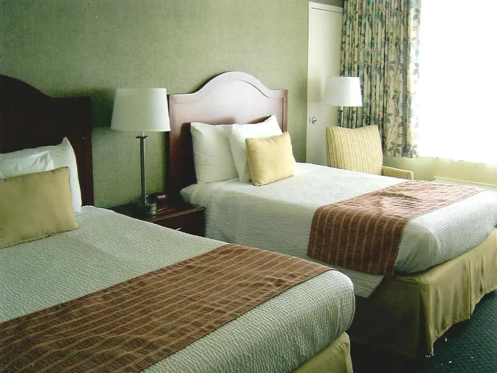 Standard Quadruple room with sea view