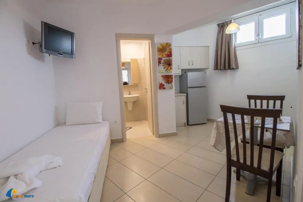 Economy room