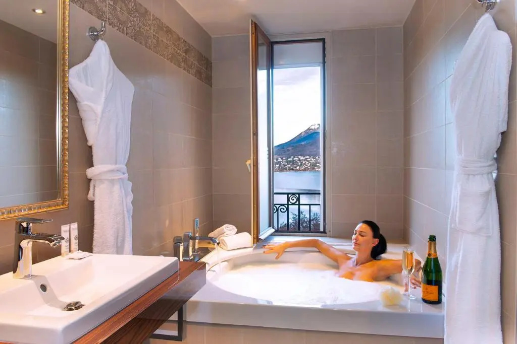 Les Tresoms Lake and Spa Resort - Chambres