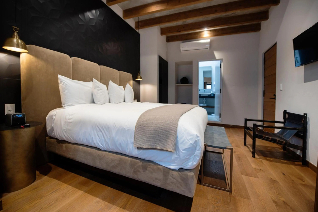 Hotel Madi — 4
