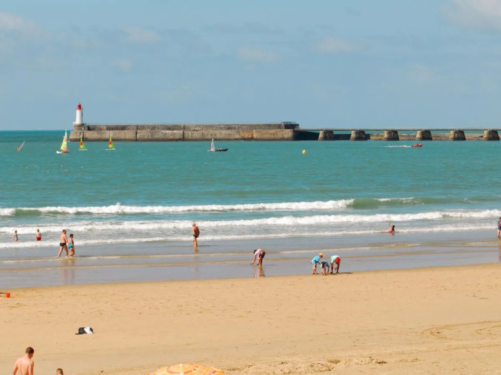 Beach & Waterfront