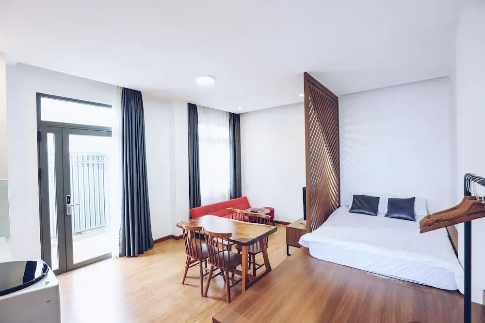 Family Apartment with garden view