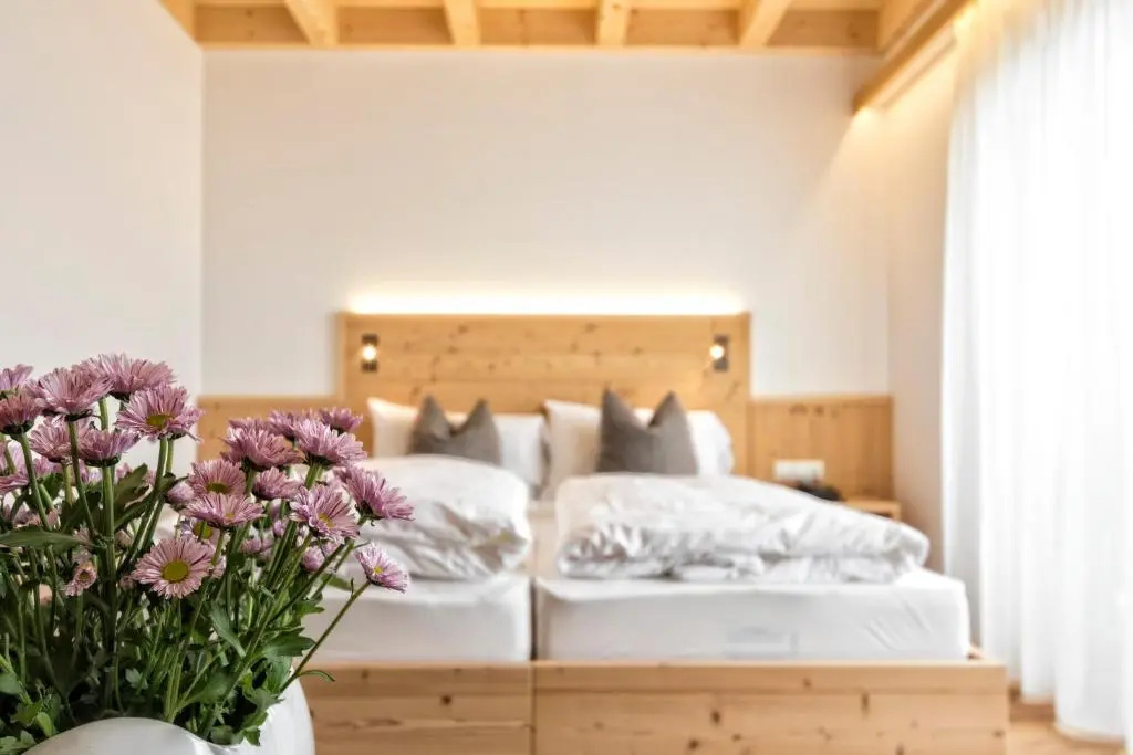 Standard Double room with balcony (full double bed)
