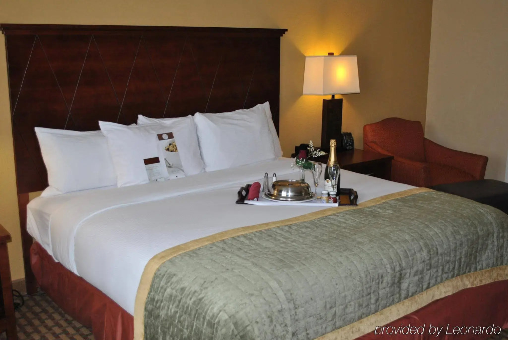 Doubletree by Hilton Hotel Fayetteville — фото 6