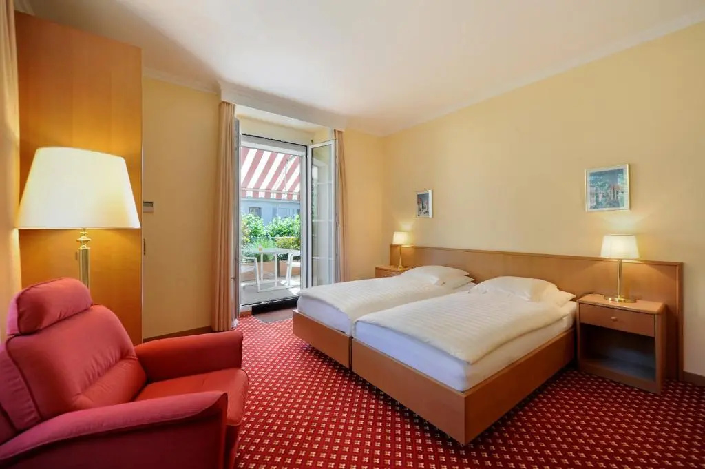 Superior Double room with balcony (twin beds)