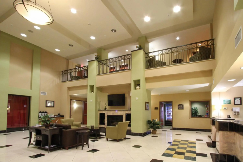 GreenTree Inn & Suites Florence - фото 2