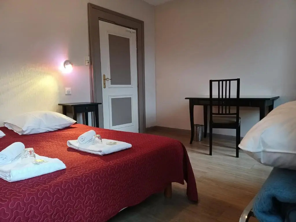 Standard Double room (full double bed)
