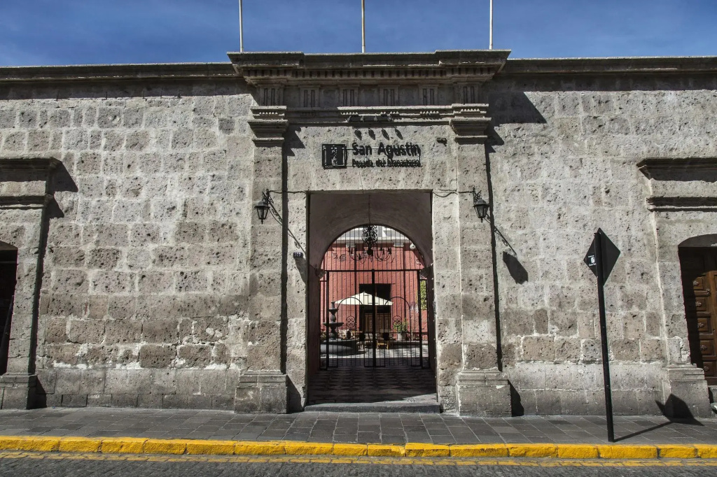 Hotel San Agustin Posada del Monasterio