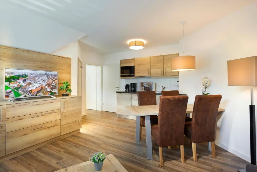 2 Bedrooms Apartment