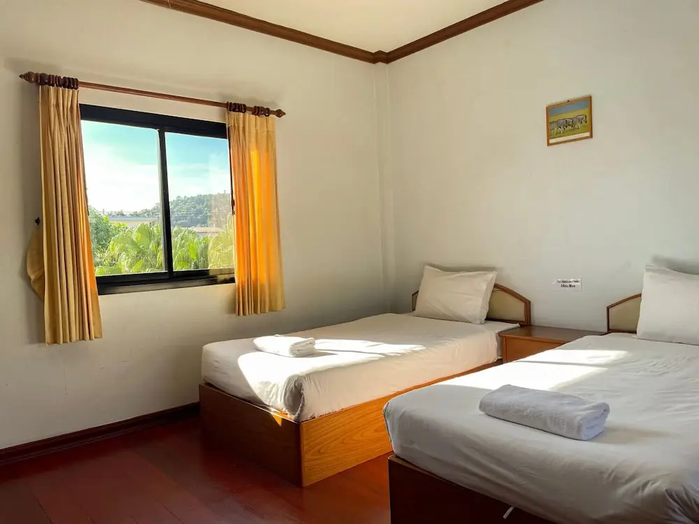 Standard Double room (twin beds)