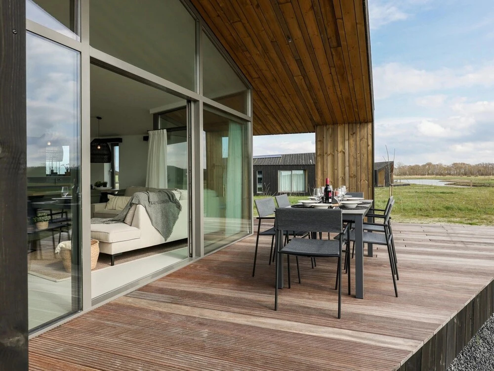 Inviting Holiday Home in the Nature