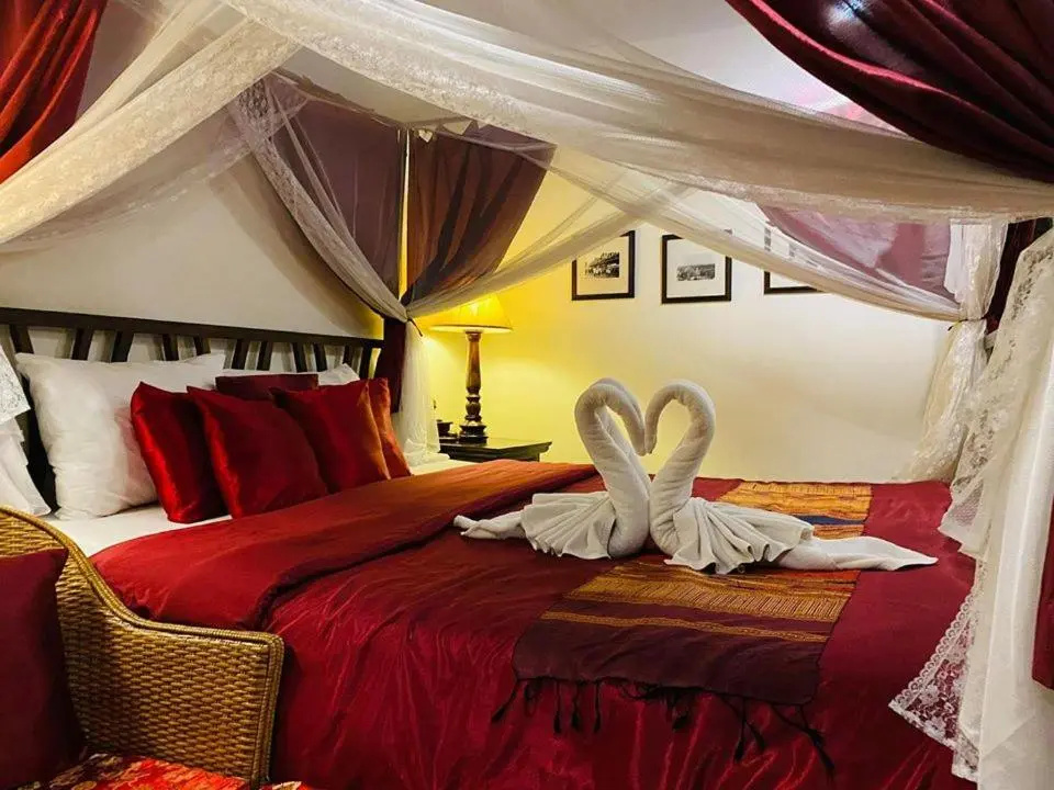 Tri Yaan Na Ros Colonial House - Chambres