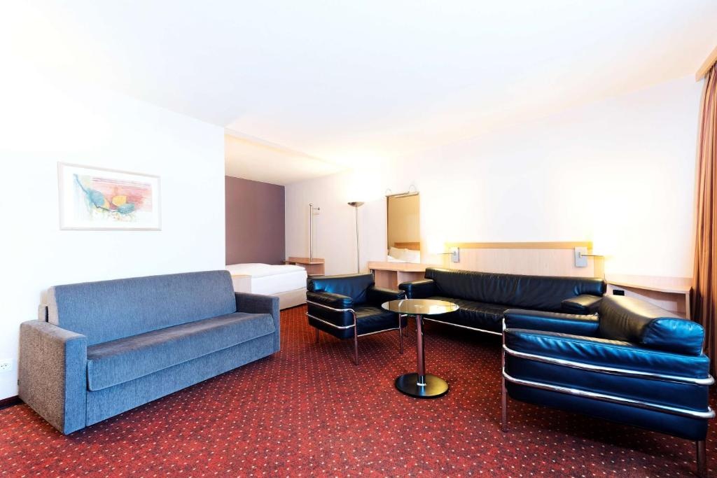 Superior Double room (full double bed) — room photo 3