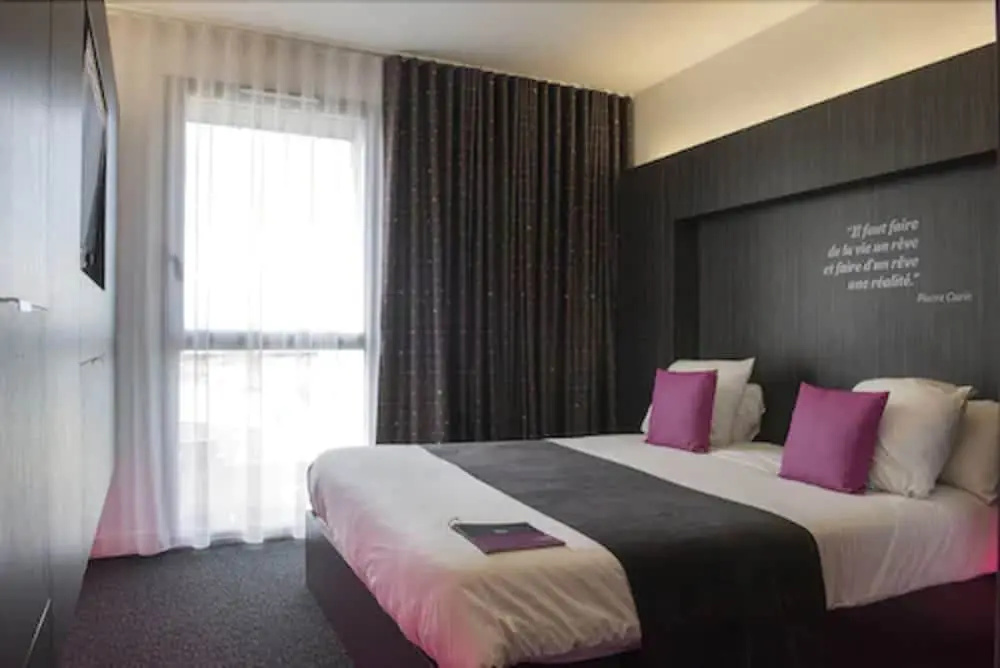 Comfort room