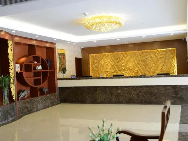 Lobby & Reception
