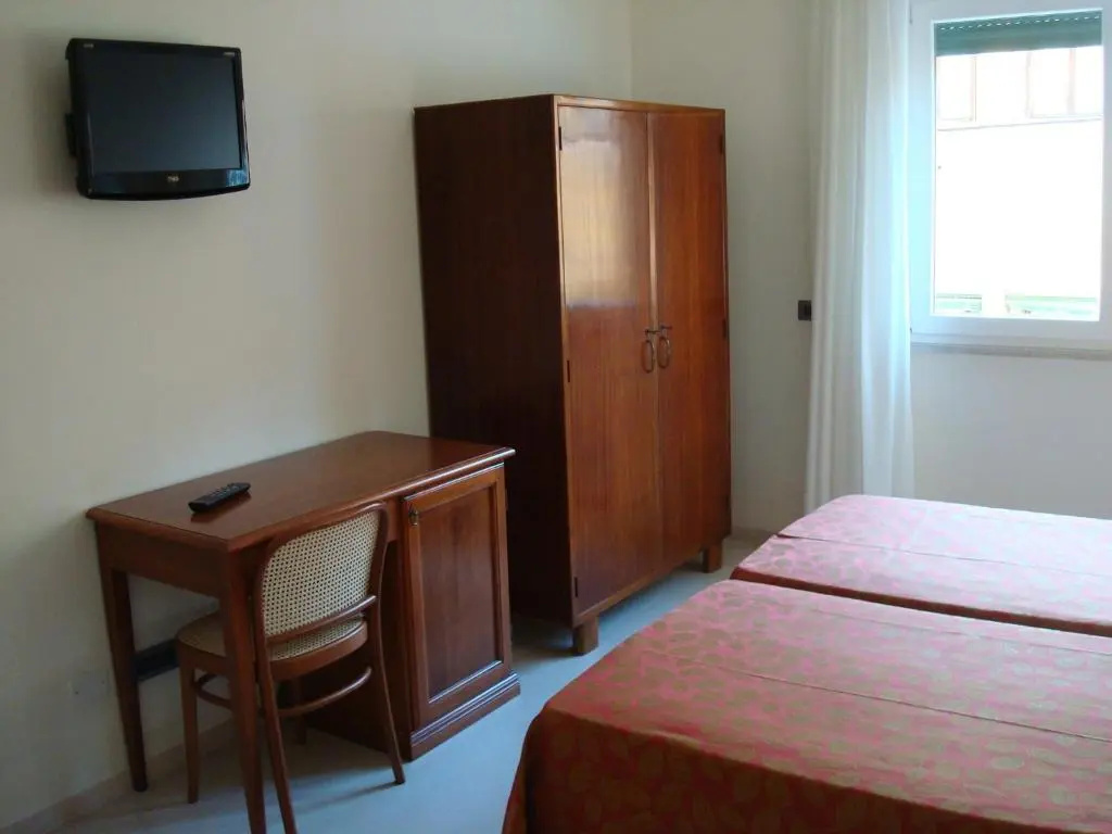 Economy Double room (full double bed)
