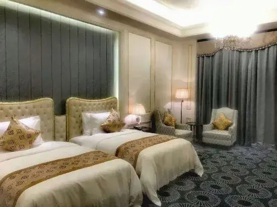 Evergrande Hotel Enping - фото 4