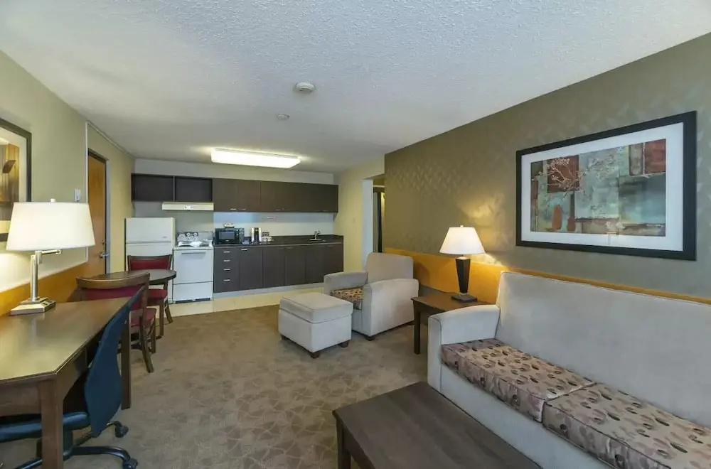 Double Family Suite (full double bed)