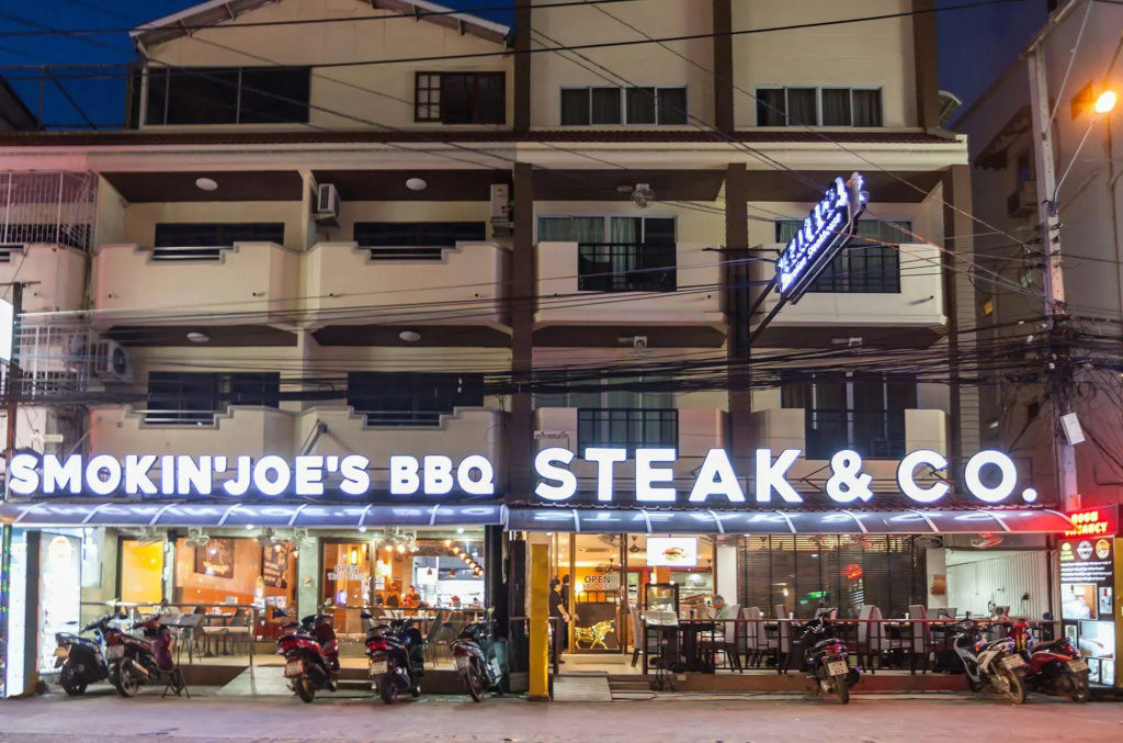 Steak & Co. Boutique Hotel