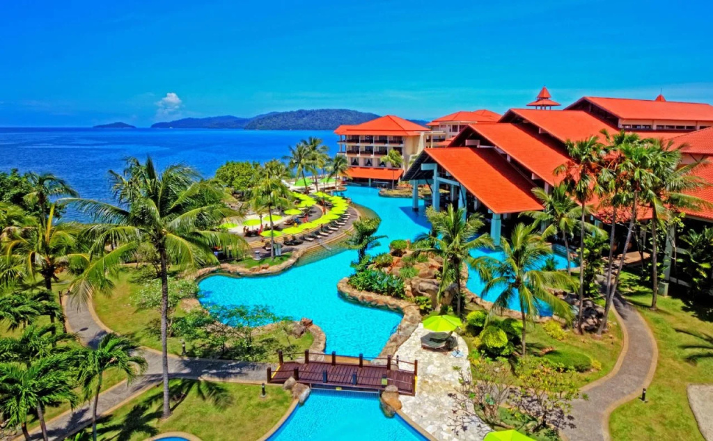 Beach & Waterfront